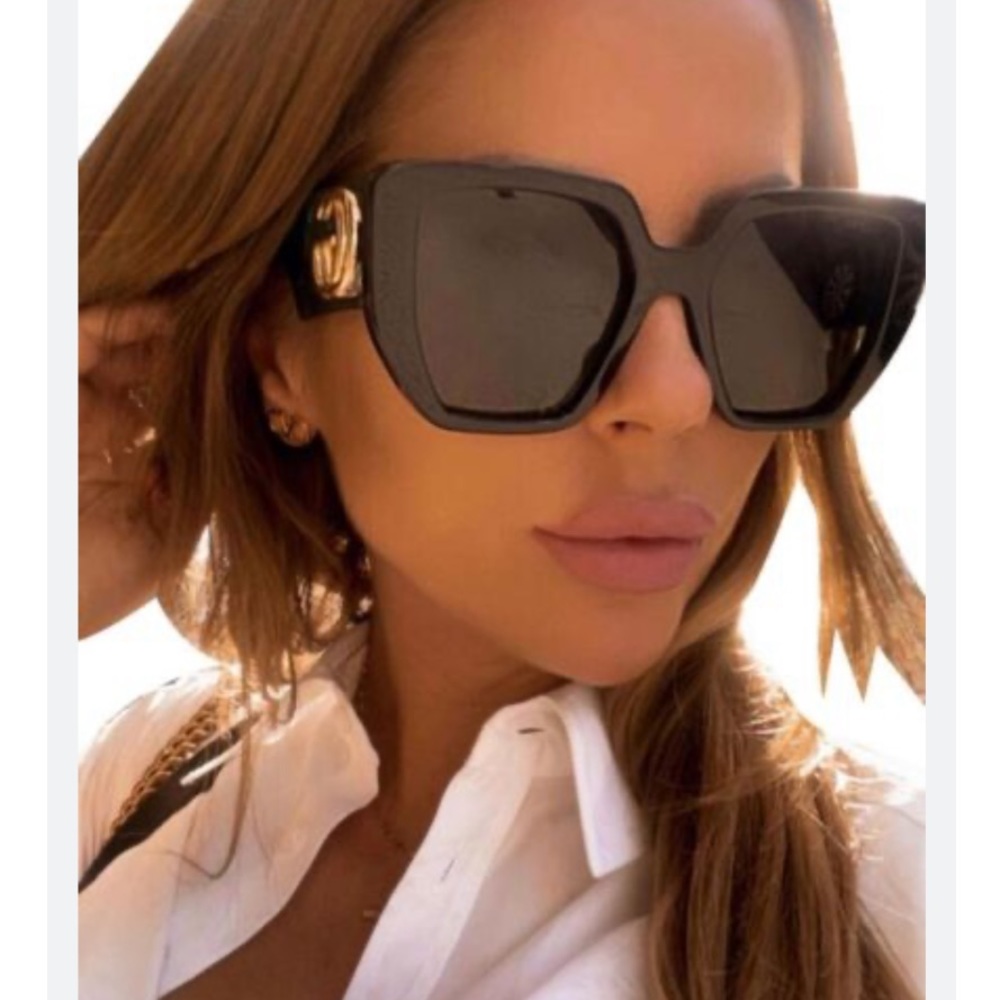 Excluded Gucci Sunglasses, New 395